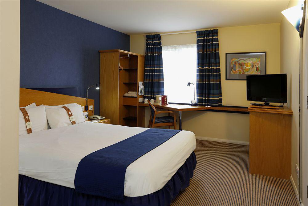 Holiday Inn Express Peterborough, An Ihg Hotel Εξωτερικό φωτογραφία
